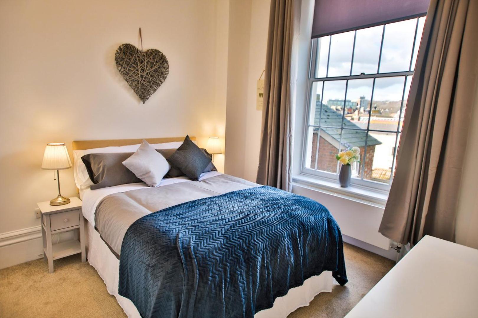 40B Wellington Suites Хейстингс Екстериор снимка